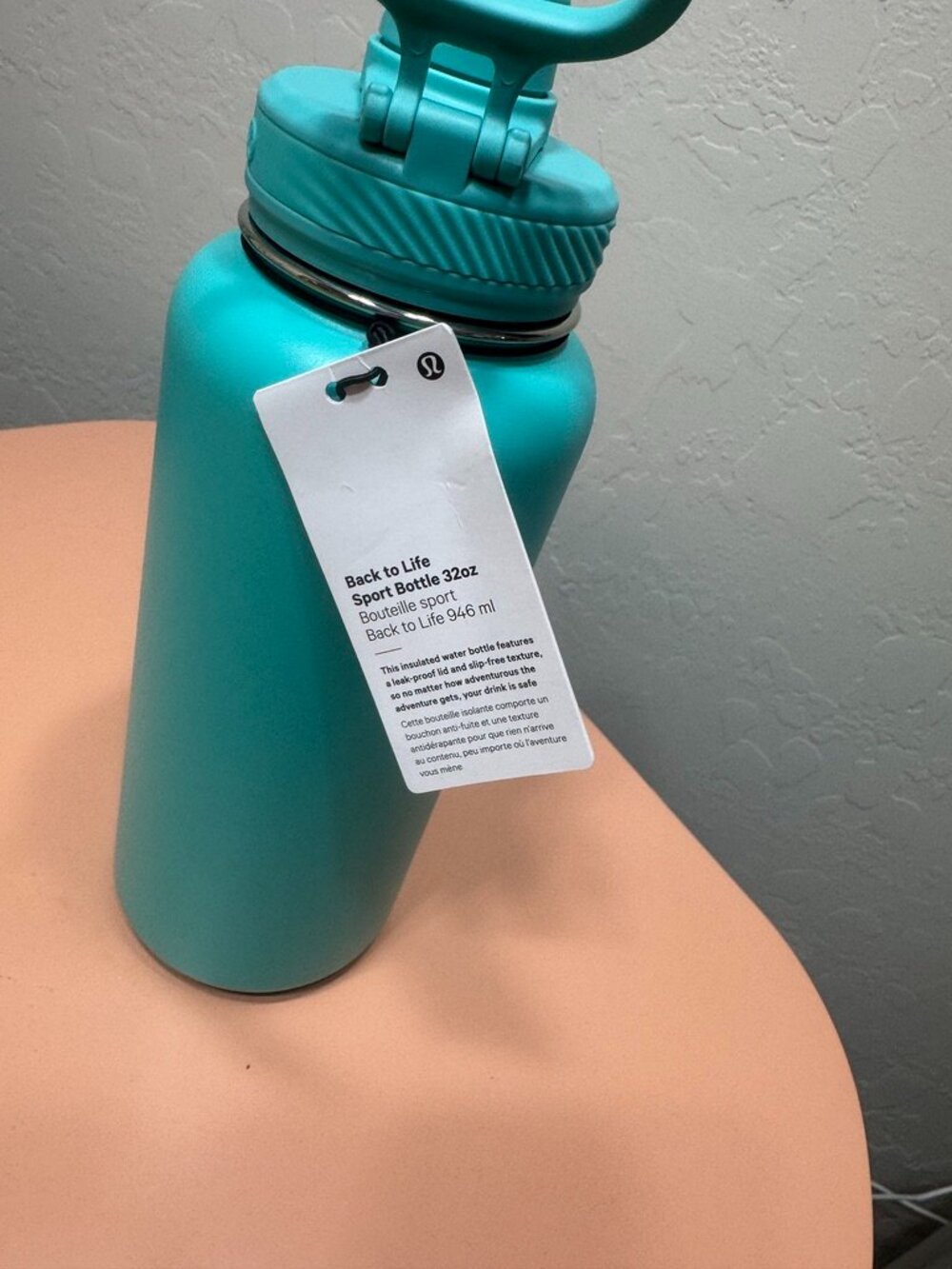 NWT Lululemon Back To Life, 32 OZ Sport Battle - Picture 4 of 7